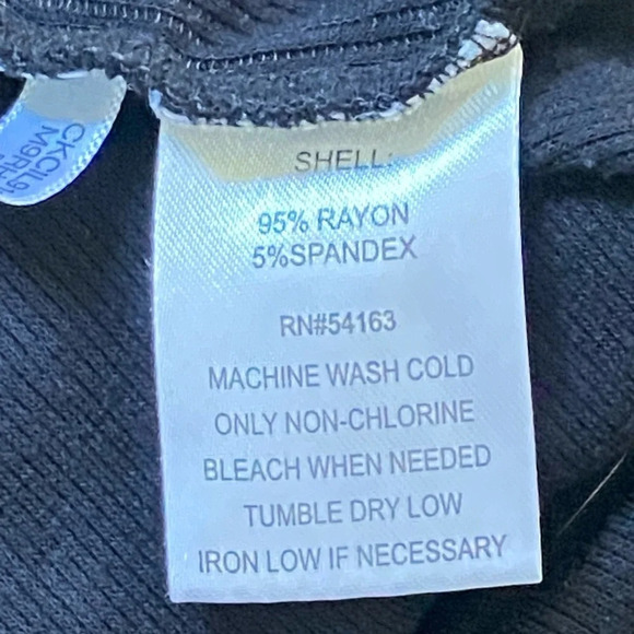 Calvin Klein beaded front 3/4 sleeve black top. Size M - Picture 5 of 5